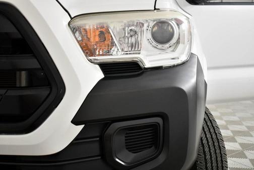 2019 Toyota Tacoma SR