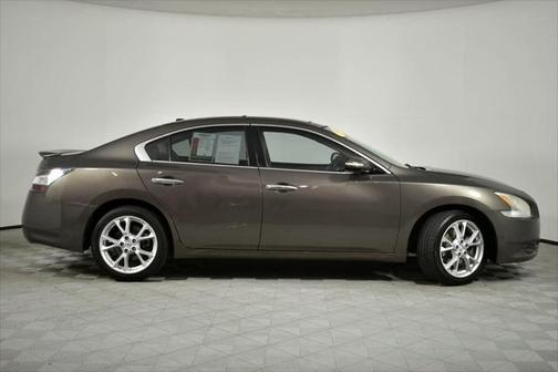 2014 Nissan Maxima SV