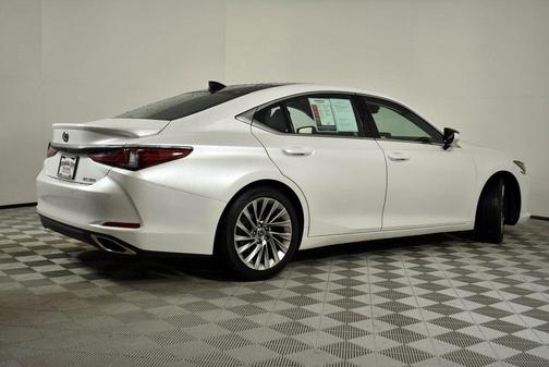 2023 Lexus ES 350 Ultra Luxury
