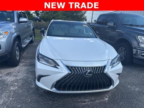 2023 Lexus ES 350 Ultra Luxury