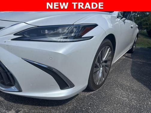 2023 Lexus ES 350 Ultra Luxury