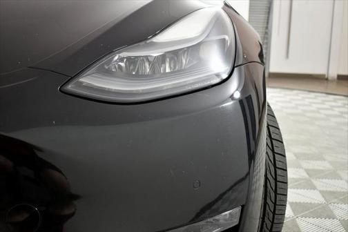 2021 Tesla Model Y Performance Dual Motor All-Wheel Drive