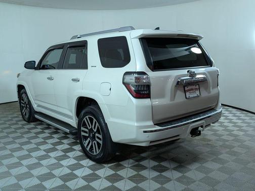 Blizzard Pearl 2019 Toyota 4Runner Limited