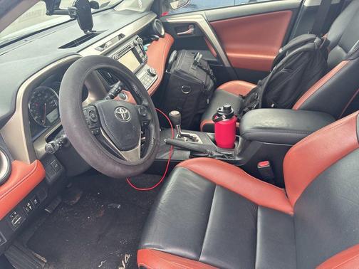 Classic Silver Metallic 2015 Toyota RAV4 Limited