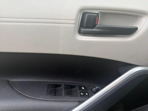 Celestite 2024 Toyota Corolla Cross LE