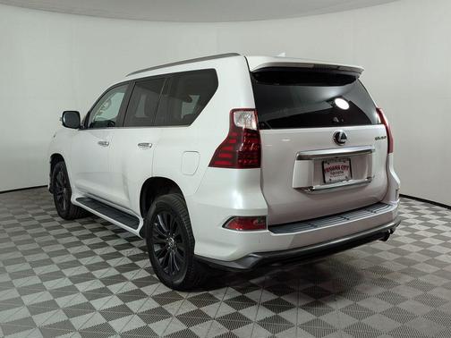 Starfire Pearl 2021 Lexus GX 460 Premium