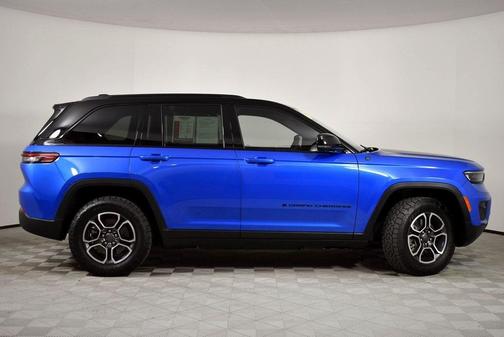 2022 Jeep Grand Cherokee 4xe Trailhawk