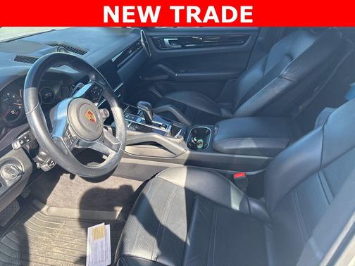 2021 Porsche Cayenne Cayenne