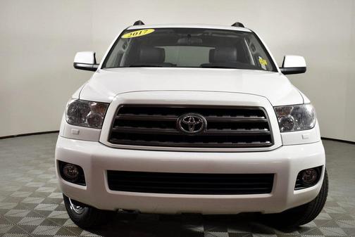 2017 Toyota Sequoia SR5