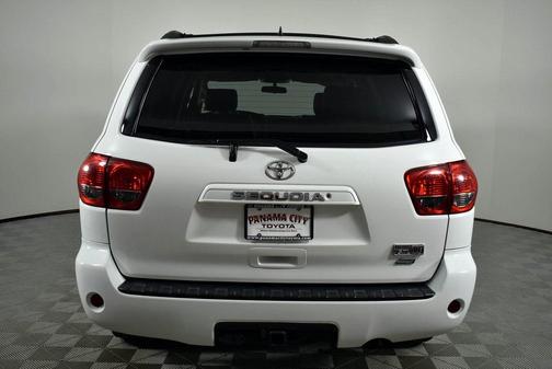 2017 Toyota Sequoia SR5