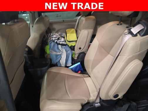 2021 Toyota Sienna Limited 7-Passenger