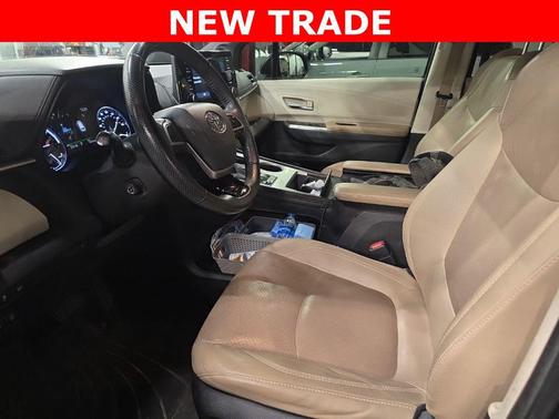 2021 Toyota Sienna Limited 7-Passenger