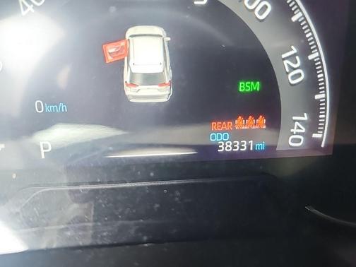 Blizzard Pearl 2022 Toyota RAV4 Limited