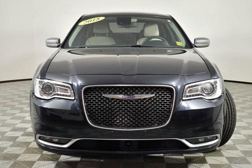 2018 Chrysler 300C 300C