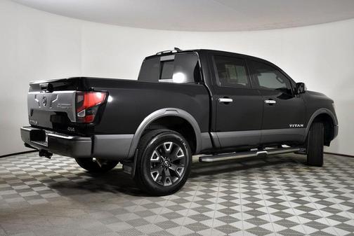 2024 Nissan Titan Platinum Reserve