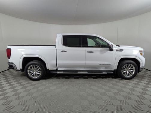 Summit White 2021 GMC Sierra 1500 SLT