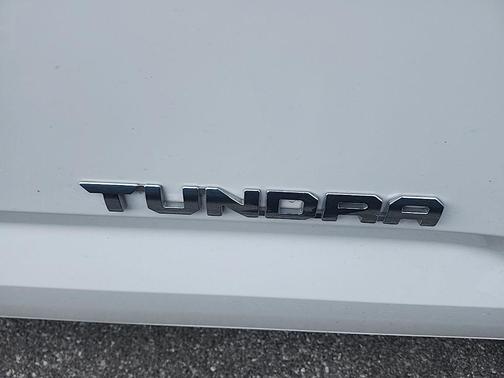 Ice 2025 Toyota Tundra SR5