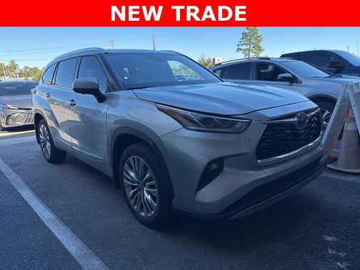 2023 Toyota Highlander Platinum