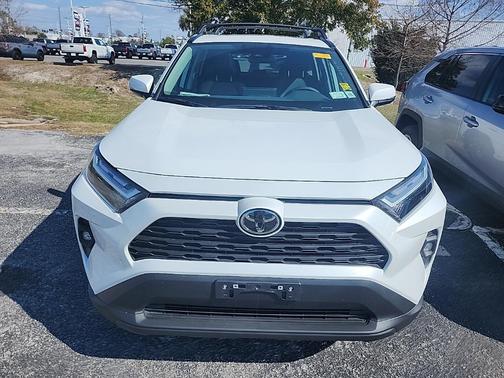 2025 Toyota RAV4 Hybrid XLE Premium