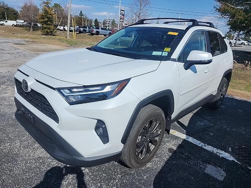 2025 Toyota RAV4 Hybrid XLE Premium