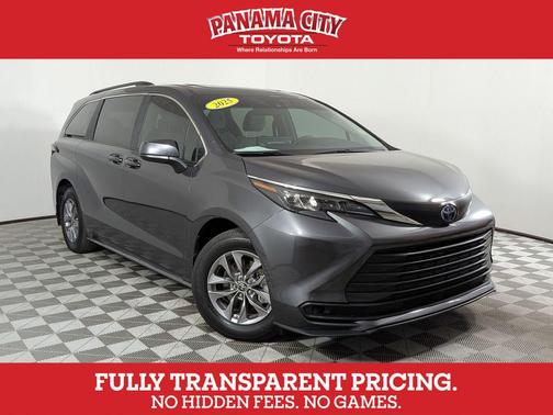 Magnetic Gray Metallic 2025 Toyota Sienna LE