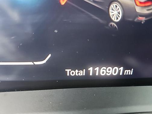 Alpine White 2019 BMW 330 330i