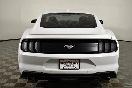 2020 Ford Mustang EcoBoost