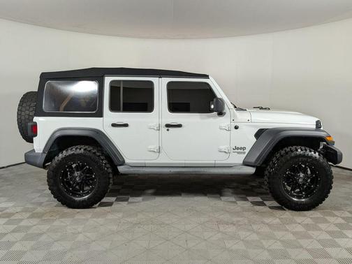 Bright White Clearcoat 2019 Jeep Wrangler Unlimited Sport