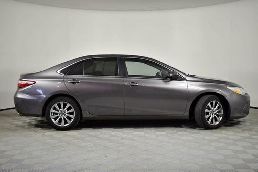 2015 Toyota Camry Hybrid XLE