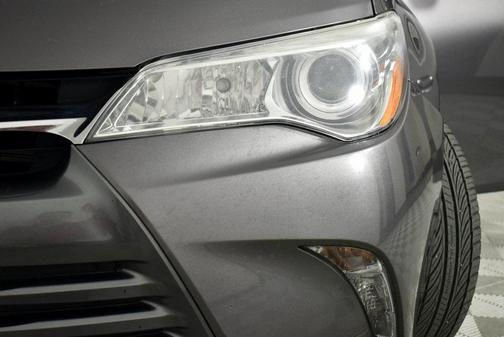 2015 Toyota Camry Hybrid XLE