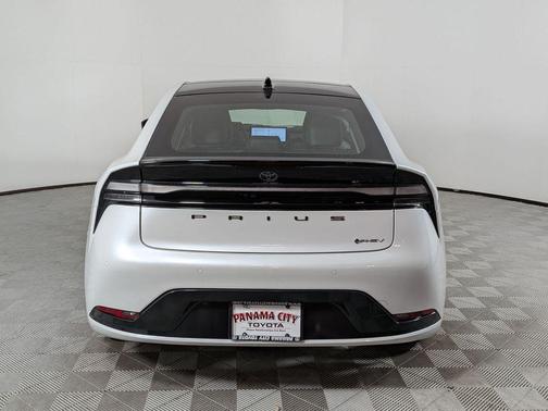 Pearl 2025 Toyota Prius Plug-In Hybrid XSE Premium