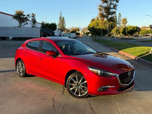 2018 Mazda Mazda3 Grand Touring