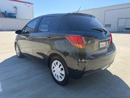 2015 Toyota Yaris SE