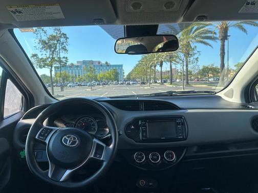 2017 Toyota Yaris L