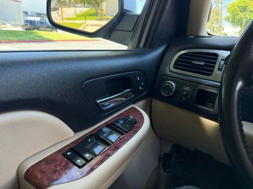 2008 Chevrolet Suburban 2500 LT