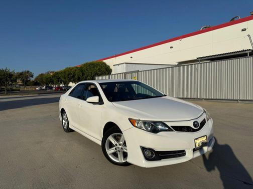 2013 Toyota Camry LE