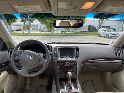 2010 INFINITI G37 Journey