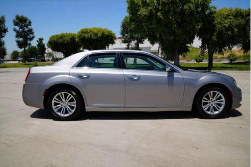 2016 Chrysler 300C Base