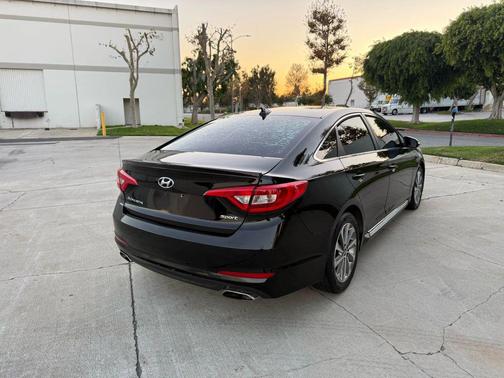 2016 Hyundai SONATA Sport