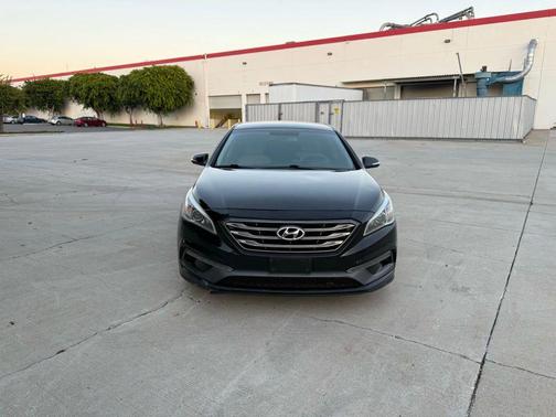 2016 Hyundai SONATA Sport