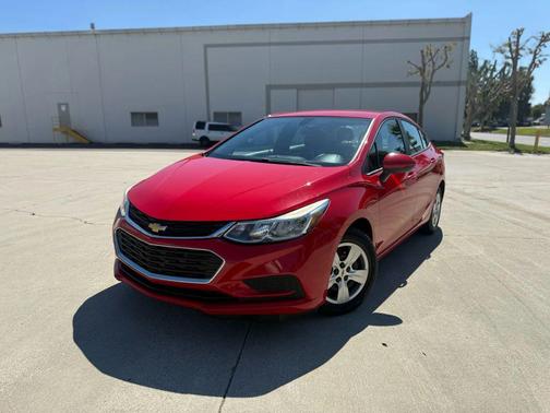 2018 Chevrolet Cruze LS