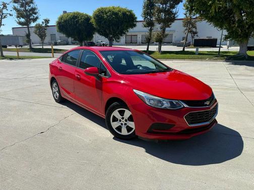 2018 Chevrolet Cruze LS