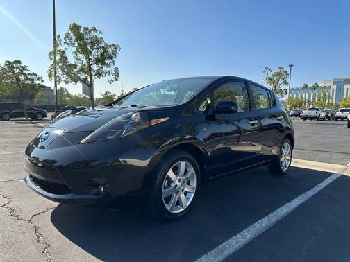 2011 Nissan Leaf SL
