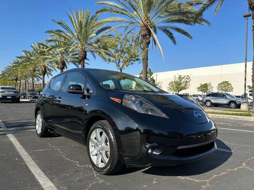 2011 Nissan Leaf SL