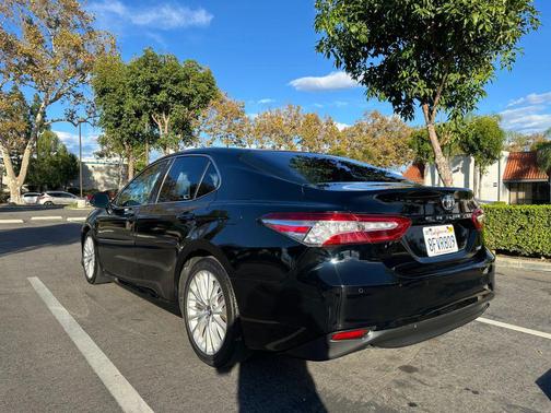 2018 Toyota Camry XLE