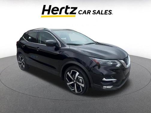 2022 Nissan Rogue Sport SL