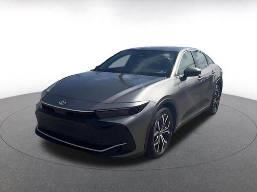 Gray 2025 Toyota Crown XLE