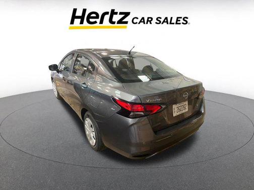 2024 Nissan Versa 1.6 S