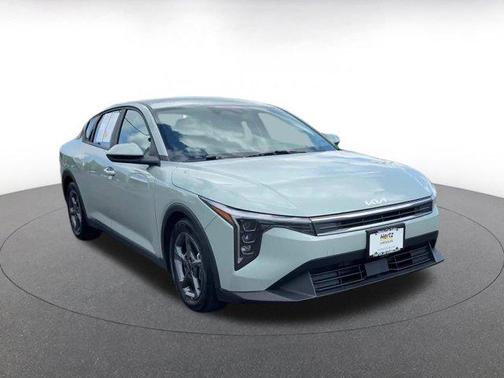 Morning Haze 2025 Kia K4 LXS