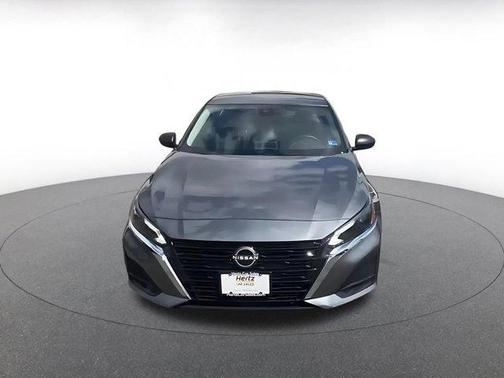 Gun Metallic 2025 Nissan Altima SV FWD